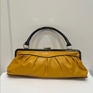 Retro yellow and black handbag.